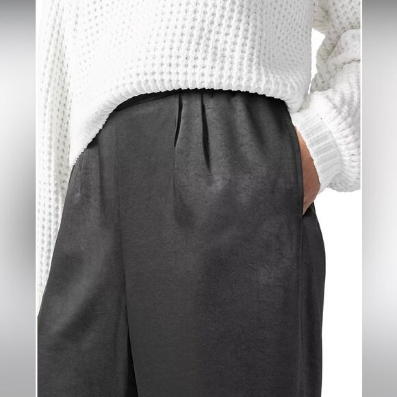 Sanctuary
Margot Wide Leg Shine Pant - Picture 6 of 6